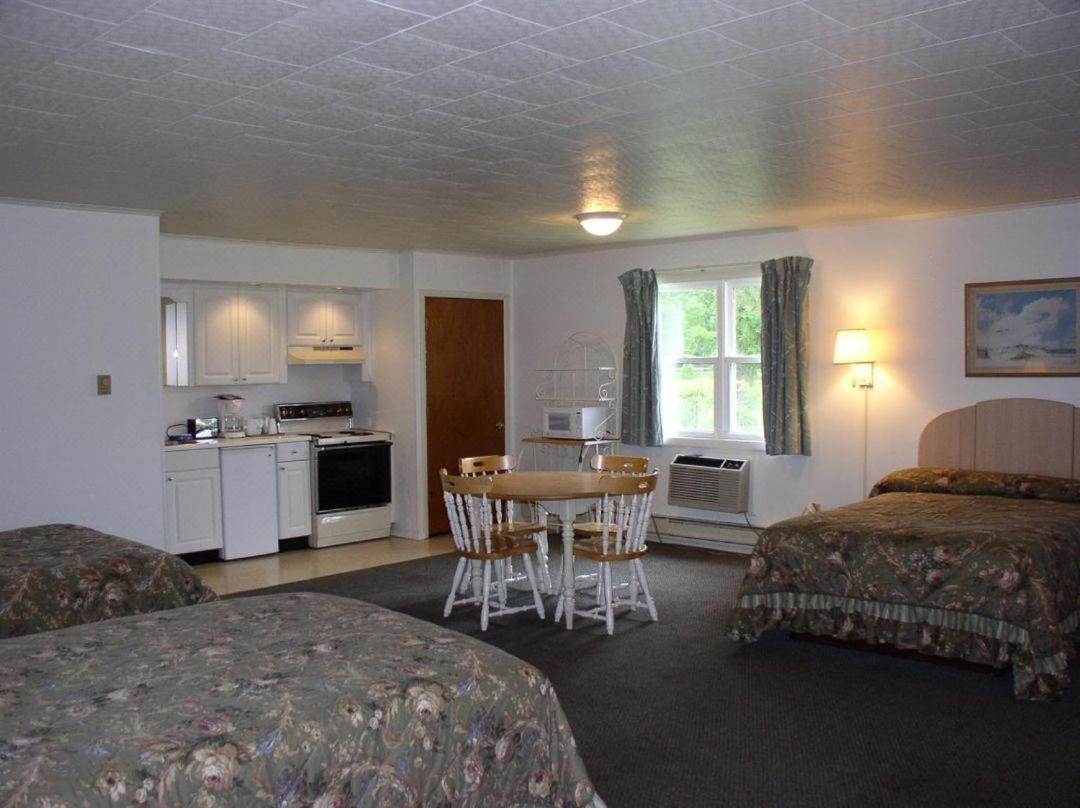 Birchwood Inn شنكوتيغ المظهر الخارجي الصورة